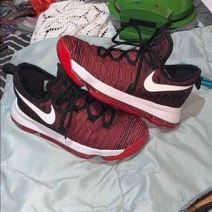 Nike Zoom KD Sz.4.5 University Red/Black/White